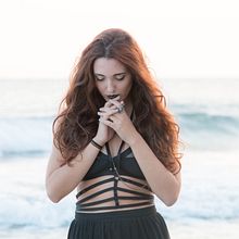 Light in the sea. Photograph, Fine-Art Photograph, Fashion Photograph, and Portrait Photograph project by Victor Aguado Abadias - 04.24.2016