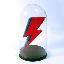 David Bowie. Un proyecto de Papercraft de Quim Mirabet López - 30.04.2019