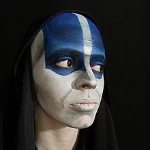 MakeUp, "Fantasy blue Ein Projekt aus dem Bereich Bildende Künste, Kino, Kino, Video und TV, Comic, Kreativität, Design von Figuren, Malerei, Audiovisuelle Produktion und TV von Alba Mariné Villar - 14.11.2013