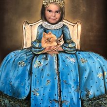 A tribute to my childhood . Un proyecto de Bellas Artes, Dibujo de Retrato, Dibujo realista, Ilustración tradicional, Instagram, Marketing y Pintura de mariella_medinasi - 07.05.2019