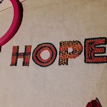 Mi Proyecto del curso: Letras bordadas: el hilo como herramienta gráfica. Arts, and Crafts project by Laura Ruiz - 05.12.2019