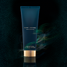 MARC JACOBS . Creativit, Fine-Art Photograph, and Product Photograph project by Plugged Production - 05.17.2019