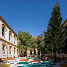 El patio del tiempo. Street Art, and Design project by Samuel Juan Lora - 11.30.2018
