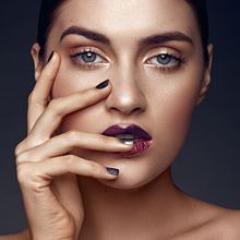 beauty. Photograph, Fine-Art Photograph, Studio Photograph, Fashion Photograph, Portrait Photograph, Digital Photograph, and Photographic Lighting project by Nicolás Cuenca - 05.20.2019