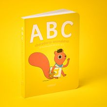 ABC abecedario animalario. Editorial Design, and Traditional illustration project by Raeioul - 05.24.2019