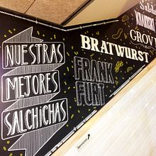 FRANKINGFURT Santa Coloma_Barcelona. Un proyecto de Decoración de interiores, Ilustración tradicional y Lettering de Alejandro Reyes Ortega - 19.04.2015