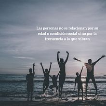 NOS RELACIONAMOS PRO FRECUENCIA Mi Proyecto del curso: Copywriting creativo para emprendedores. Un progetto di Cop e writing di Gisela Casiano bustamante - 26.05.2019