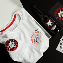 Curso aplicado a mi marca de streetwear. Een project van  Ontwerp, Grafisch ontwerp y Packaging van Edgar RC - 16.05.2019