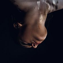 ENTRE EL FULGOR Y LAS TINIEBLAS . Fine-Art Photograph, Portrait Photograph, and Photographic Lighting project by Braulio Hernandez - 05.30.2019