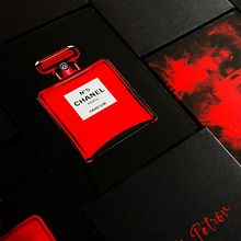 CHANEL 5 . Un progetto di Calligrafia di Lucía Nolasco - 05.06.2019