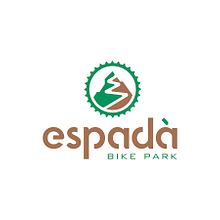 Espadà Bike Park. Br, ing e Identidade, Design de logotipo, Design de vestuário, Design editorial, Design gráfico, Ilustração tradicional, Design de sinalização, e Naming projeto de Roger Pla Ramos - 01.06.2017