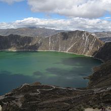 Canción "Aquellos Ojos"  Interprete María Tejada. Een project van Film, video en televisie van Tomás León Meléndez - 19.02.2015