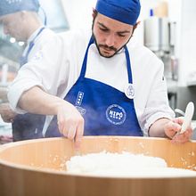 NIPŌ SUSHI. Un proyecto de Br, ing e Identidad, Ilustración tradicional, Motion Graphics y Packaging de Huaman Studio - 26.06.2019