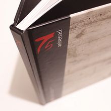 Diseño y maquetación del libro: 75 aniversari del CAATEEB Ein Projekt aus dem Bereich Verlagsdesign, Grafikdesign, T und pografie von Xavier Carrascosa Rivera - 28.06.2017