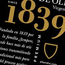 Etiqueta + Packaging Aceite de Oliva «1839». Un proyecto de Diseño gráfico y Packaging de Cristian Alberola+García - 01.07.2019