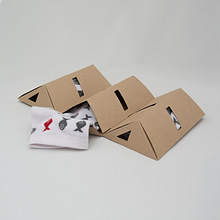 CALCETINES. Un progetto di Packaging di Paula Mon - 12.07.2019