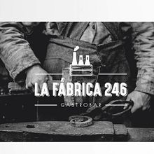 LA FÁBRICA 246: Branding, Editorial. Un proyecto de Br, ing e Identidad, Diseño de logotipos, Diseño editorial, Publicidad, Dirección de arte y Diseño gráfico de Bárbara Pérez Muñoz - 12.07.2019