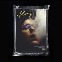 Retromag magazine . Editorial Design, Graphic Design, and Photograph project by Guzmán Arce Sperindé - 07.16.2019