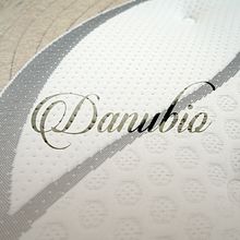 Edición y producción de vídeo para producto. Digital Photograph, and Editorial Design project by Moises Suarez - 07.16.2019