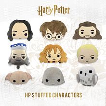Harry Potter Official Pillows Ein Projekt aus dem Bereich Design, Spieldesign, Spielzeugdesign, Design von Figuren, Produktdesign, Kinderillustration und Verpackung von Alejandro Fraguas - 01.10.2018