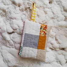 Mi Proyecto del curso: Introducción al patchwork contemporáneo. Un proyecto de Artesanía, Costura, Creatividad y Diseño de complementos de Inma Chueca - 26.07.2019