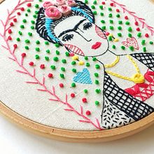 Mi proyecto final : Querida Frida. Projekt z dziedziny  Haft użytkownika Paulina Cruz Bravo - 06.08.2019