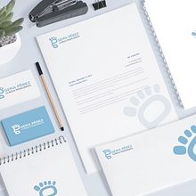 Imagen Corporativa para Clínica Podológica. Br e ing e Identidade projeto de contacto-8 - 21.08.2019