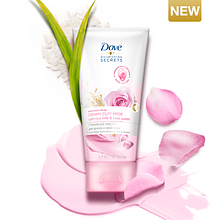 DOVE MICELLAR WATER . Creative Consulting, Studio Photograph, Product Photograph, Digital Photograph, and Photo Retouching project by Plugged Production - 08.22.2019