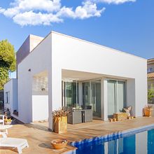 Inmobiliaria e Interiores. Un proyecto de Fotografía de Isaac Quesada - 06.09.2018