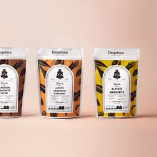 Danatura. Br, ing, Identit, Logo Design, Traditional illustration, and Packaging project by Heavy - 09.12.2019