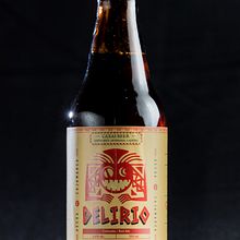 Etiqueta Delirio, de la cervecería artesanal Cajamarquina "Caxas Beer". Design project by juanecoide - 09.19.2019