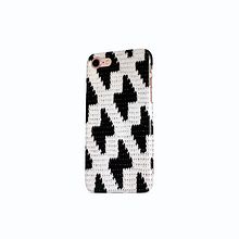 Pattern design. Mobile phone. Pattern Design, Traditional illustration, Art Direction, Crochet, Arts, Crafts, and Sewing project by Poetryarn - 09.19.2019