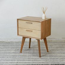 Veladores en Jequitibá y Mañío. Un proyecto de Artesanía, Diseño, Diseño y creación de muebles					 de Patricio Ortega (Maderística) - 24.09.2019