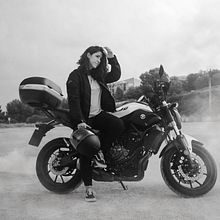  Smoke Motorcycle. Photograph, Fashion Photograph, Digital Photograph, and Photographic Lighting project by Victor Aguado Abadias - 09.26.2019