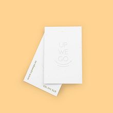 Identidad Visual UP WE GO. Un proyecto de Br, ing e Identidad, Diseño de logotipos, Diseño editorial y Diseño gráfico de Kënsla - 30.09.2017