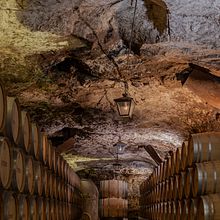 Bodegas Corcovo. Criatividade, Fotografia, Publicidade, e Retoque fotográfico projeto de Irene Gómez - 01.10.2019