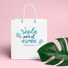Sopla por el Asma :: Branding. Un proyecto de Br, ing e Identidad, Diseño, Diseño de carteles, Diseño de logotipos, Diseño editorial y Diseño gráfico de Cristina Fernández - 03.03.2018