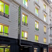 Hotel Gat Folies - Paris. Un proyecto de Br, ing e Identidad, Dirección de arte, Diseño, Diseño de carteles, Diseño gráfico, Publicidad y Señalética de Valeria Dubin - 20.05.2010