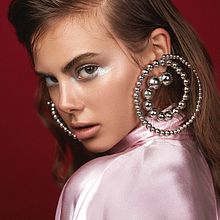 Harpers Bazaar. Fashion Photograph project by Marcela Cerbon - 10.07.2019