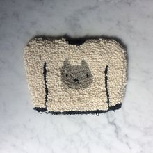 JUMPERDOG. Un progetto di Ricamo di Adriana Torres - 01.12.2018