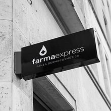 FARMAEXPRESS Branding + Packaging. Un projet de Br, ing et identité, Design  , et Packaging de Agustín Retamar - 18.04.2019