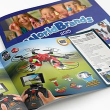 Maquetación de catálogo, anuncio de revista, packagings y PLVs, para empresa dedicada al juego y diversión de los niños. Un proyecto de Diseño editorial, Diseño gráfico y Packaging de Beatriz Martos - 06.06.2015