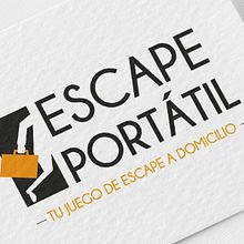 Logotipo para Room Escape Portátil. Un proyecto de Br e ing e Identidad de Beatriz Martos - 10.10.2018