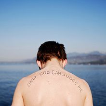 inBetween. Un proyecto de Fotografía, Fotografía artística y Fotografía digital de Levan Kakabadze - 18.10.2019