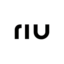 RIU. 3D, Architecture, Digital Architecture, Interior Architecture, Product Design, Graphic Design, Vector Illustration, Photograph, and Post-production project by Pedro García - 10.23.2019