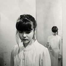 Flowers for your Grave. Een project van Fotografie, Artistieke fotografie, Portretfotografie y Digitale fotografie van Dara Lobeira - 01.01.2017