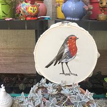 Mi Proyecto del curso: Pintar con hilo: técnicas de ilustración textil.. Un proyecto de Bordado de Julis Gonmu - 04.01.2020