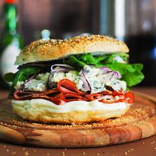 Bagel de Jamón Crudo . Fotografie de produs și Fotografie alimentară de Mariela Espínola - 11.13.2019