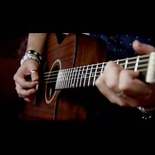 Videoclip "El equilibrio es imposible" de Lógica de gato. Un proyecto de Edición de vídeo y Realización audiovisual de Tamarán Junco Jiménez - 30.11.2018