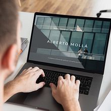 Alberto Molá Diseño Web. Un progetto di Web development e Web design di Alejandro Estarlich - 01.10.2019